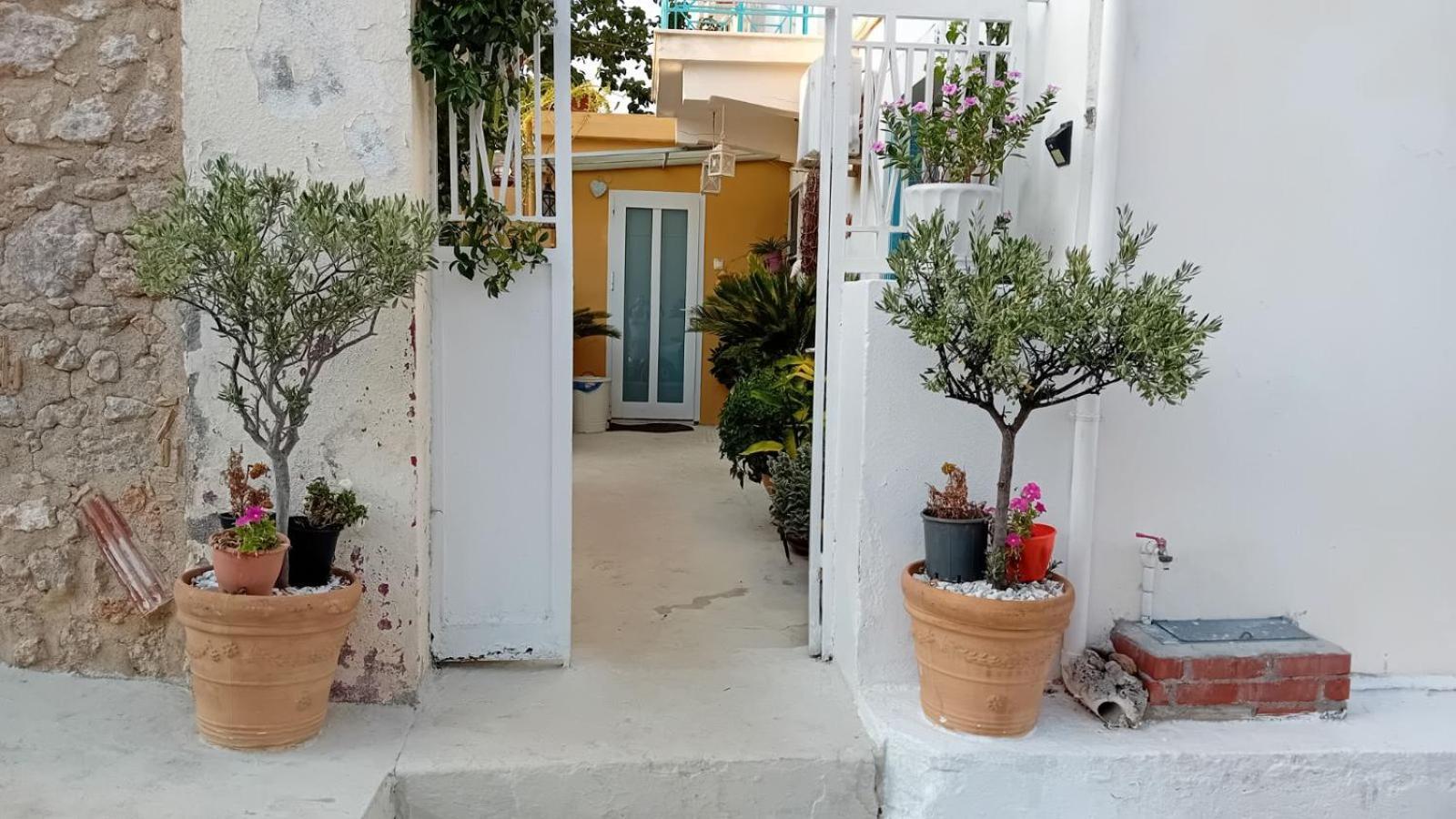 Areti'S Captain'S House With Private Terrace Galaxidi ภายนอก รูปภาพ